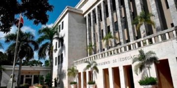 Consejo Nacional de Educación se reúne este miércoles