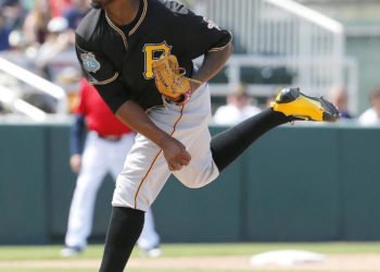 Aguilas y Leones anuncian canje de jugadores para próxima temporada