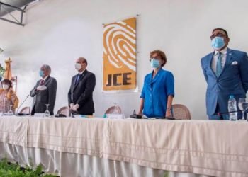 Partidos arrecian sus reclamos del voto en el exterior