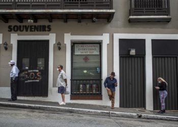 Puerto Rico extiende toque de queda hasta 15 de junio