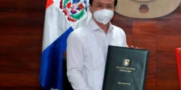 China garantiza al mundo suministros de materiales contra el COVID-19 y de calidad