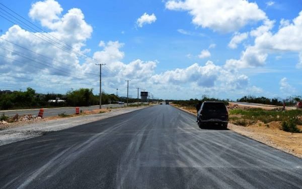 Gobierno anuncia concluirá en julio construcción de la avenida Ecológica