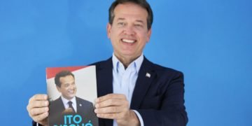 Víctor Bisonó lanza a través de redes su nuevo libro “Mis escritos”