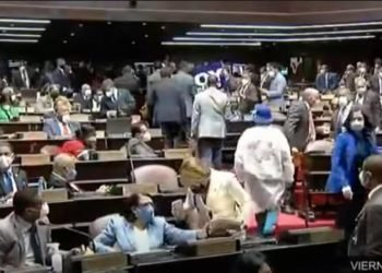 Senado sesiona hoy tras dura batalla por la cuarta extensión del estado de emergencia