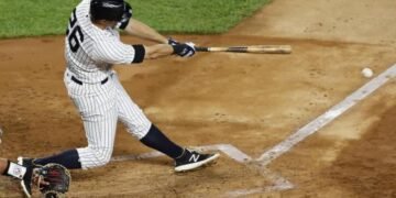 García gana por segunda vez en paliza de Yanquis 20-6 a Azulejos