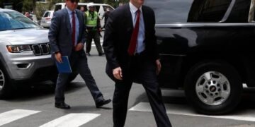El BID elige como nuevo presidente a Mauricio Claver-Carone, asesor de Trump