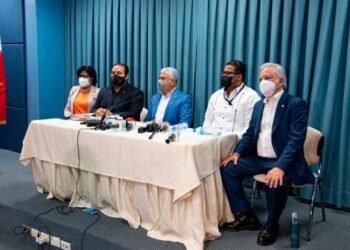 Elección JCE alborota el escenario político; Abinader: independiente