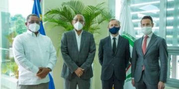 Agencia Francesa se interesa en seguir apoyando el Metro de Santo Domingo
