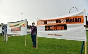 Manifestantes en Plaza de la Bandera protestan contra del proyecto de ley que busca establecer nuevos impuestos