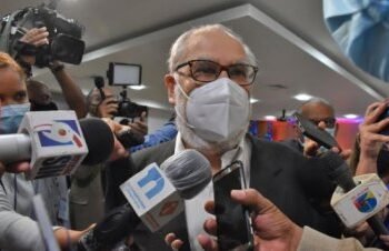 Ministro niega el Gobierno pretenda reforma fiscal debajo de la mesa