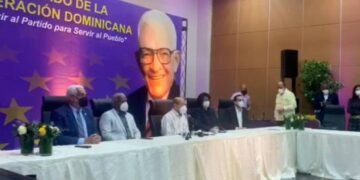PLD rechaza propuesta de Luis Abinader para reducir fondos a partidos políticos