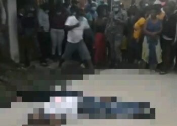 BARAHONA: Asesinan a balazos raso de la PN y a un joven en Villa Central