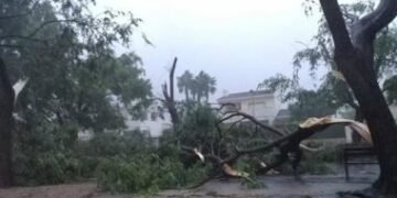 Las lluvias inundan viviendas en RD y mantienen 18 provincias en alerta