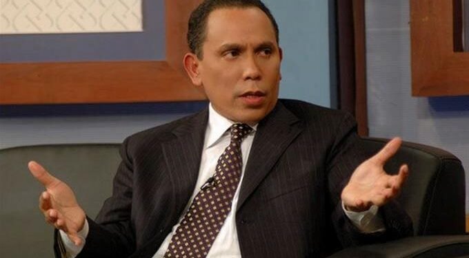 Radhamés Jiménez denuncia atropello de agente policial en contra de diputada de FP