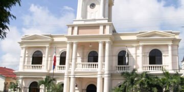 Alcaldía de San Francisco de Macorís licita canastas por RD$680 mil para regidores y personalidades