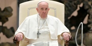 El Papa Francisco cumple 84 años, su octavo cumpleaños en el Vaticano, marcado por la pandemia