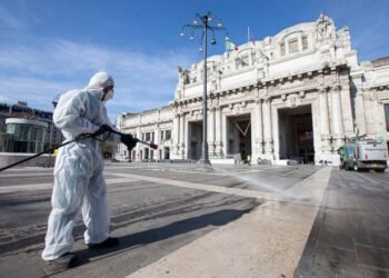Italia detecta un contagio de coronavirus con la variedad de Reino Unido