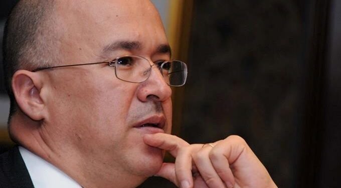 Domínguez Brito dice «irrita» que Abinader antes minimizaba el toque de queda y ahora lo aplique