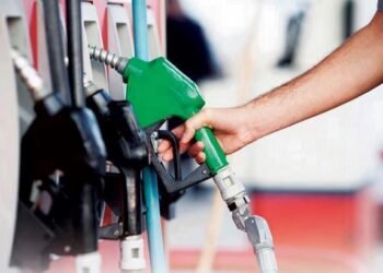 Combustibles suben por impacto de vacunación masiva contra COVID-19, dice MICM