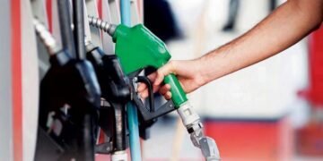 Combustibles suben por impacto de vacunación masiva contra COVID-19, dice MICM