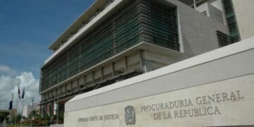 Incautan 22 apartamentos lujosos en Boca Chica a canadiense acusado de lavar dinero en RD