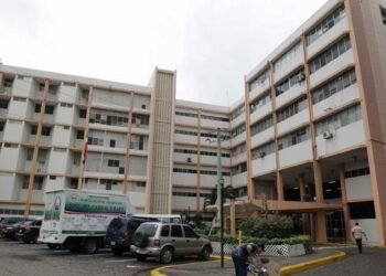 Santiago: El hospital Cabral y Báez ya no tiene capacidad para recibir más pacientes con coronavirus