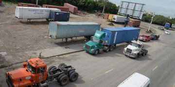 A partir de las 12 del mediodía está prohibida circulación de camiones y patanas