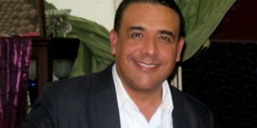 Alexis Medina es acusado de apropiarse apartamento de ex embajador