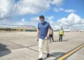Ministro de Turismo visita AILA para supervisar cumplimiento de medias contra COVID-19