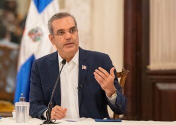 Abinader asegura que este es el mejor momento para invertir en RD