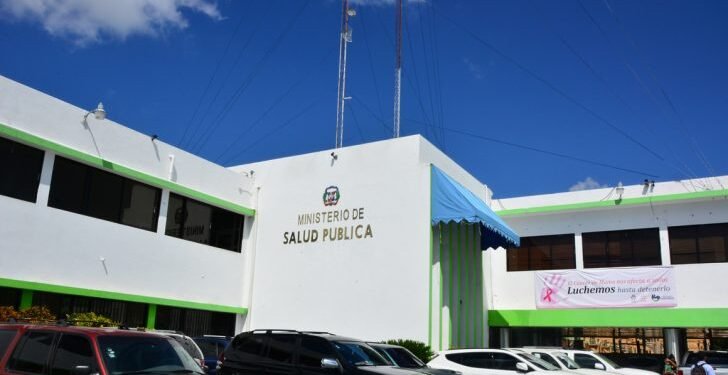 Salud Pública acusa a 7 empresas de ganar licitaciones con malas prácticas