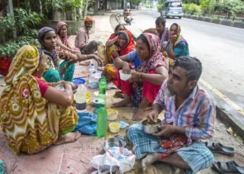 El covid-19 arrastrará 32 millones de personas más a la miseria en países pobres