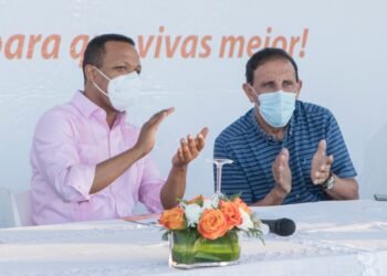 Edesur ilumina con más de 300 lámparas el popular sector de Cristo Rey