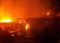 Niña de dos años muere carbonizada durante incendio; bombero resulta lesionado intentando sofocarlo