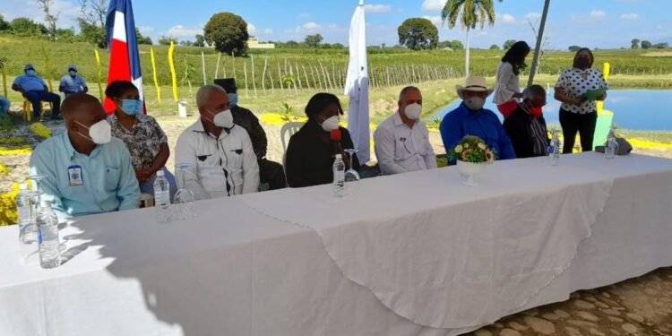Desarrollo Fronterizo pone en marcha primera etapa de proyecto piscicultura en Elías Piña