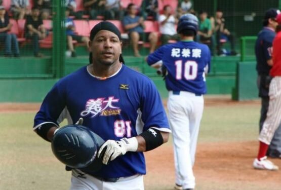 El dominicano Manny Ramírez vuelve al béisbol a los 48 años en Australia