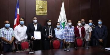 Alcalde y regidores de Puerto Plata se aumentan el sueldo un 64 por ciento