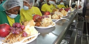 Lugares donde los Comedores Económicos repartirán cena navideña desde este martes