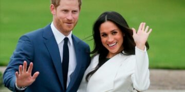 El príncipe Enrique y Meghan Markle debutan en los pódcast repasando el 2020