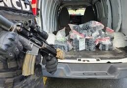 Autoridades recuperan 156 paquetes de cocaína en costas de Barahona