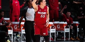Los Heat se imponen a los Pelicans con los 23 puntos y siete lances de tres de Duncan Robinson