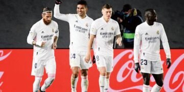 El Real Madrid gana 2-0 en casa