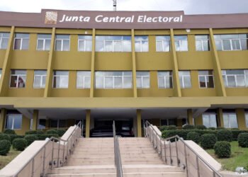 Pleno de la JCE designa directores interinos del Registro Civil y del Voto Dominicano en el Exterior