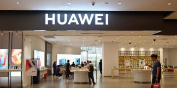 Huawei abre su buscador a todos los móviles y se lanza a competir con Google