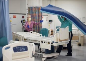 Ocupación hospitalaria se eleva ligeramente; 975 nuevos contagios y dos muertes