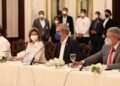 Gobierno anunciaría este martes las nuevas medidas por COVID-19 y Navidad