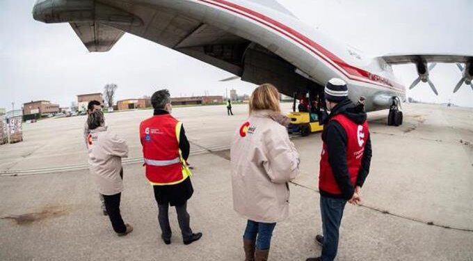La reina Letizia hace escala técnica en República Dominicana en su ruta hacia Honduras