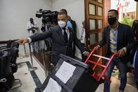 Solicitan medida de coerción contra hermanos de expresidente Danilo Medina y otros funcionarios