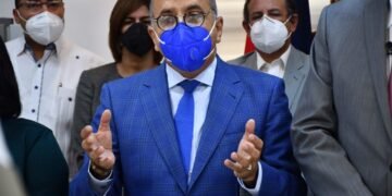 Plutarco Arias advierte medidas serían más duras por incrementos de casos de Covid