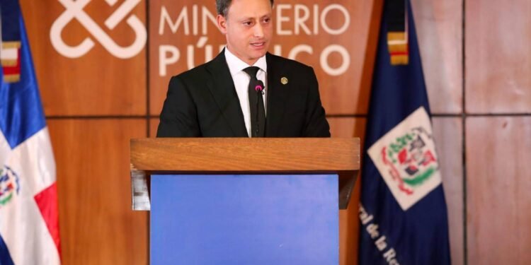 Jean Alain tenía aviso de no salida e intentó viajar a Francia